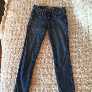Bullhead Low-Rise Skinny Jeans